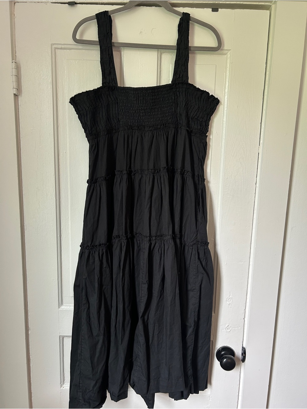 The Helena Square-Neck Tiered Midi Dress: Smocked Edition Black sz M - Picture 7 of 7